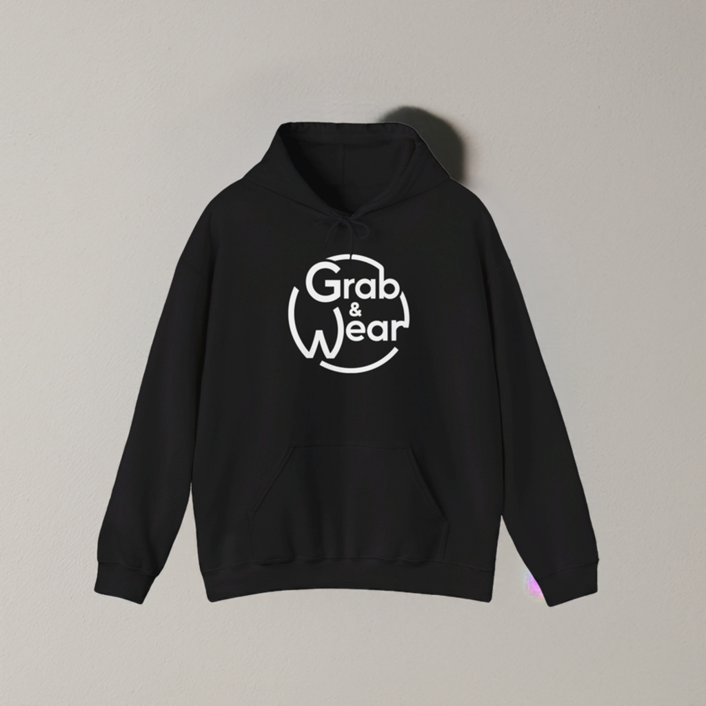 Woman Heavy Blend™ Hooded Sweatshirt